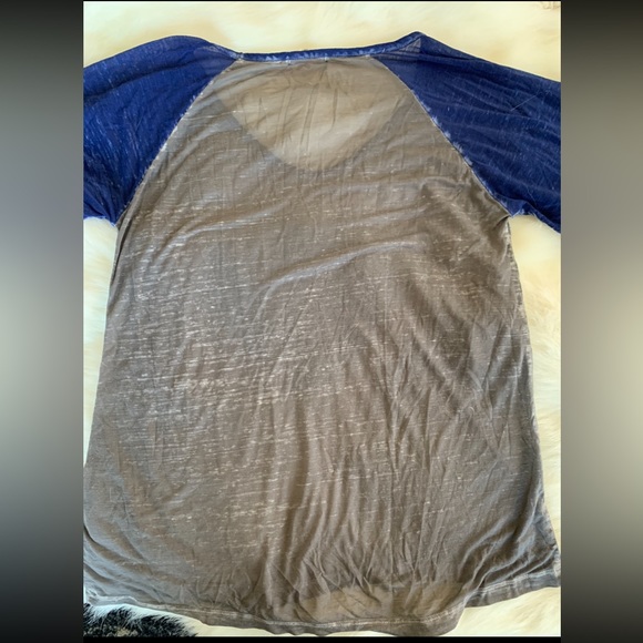 Threads4Thought Heart Baseball Tshirt Size M - Picture 4 of 4